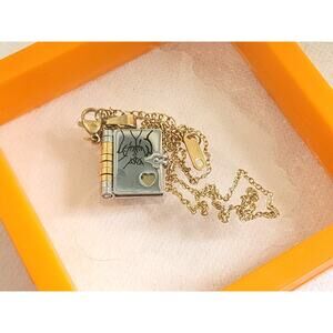 NECKLACE/FASHION JEWELRY-"My Incredible Daughter Book"-Opens-Gold Silver Tone
